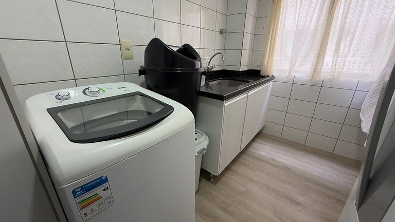 Apartamento Frente Mar em Meia Praia.
