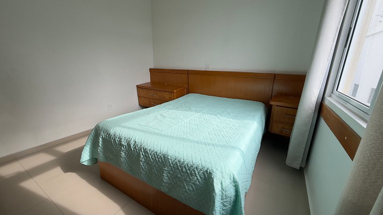 Apartamento 5 suítes na quadra mar!