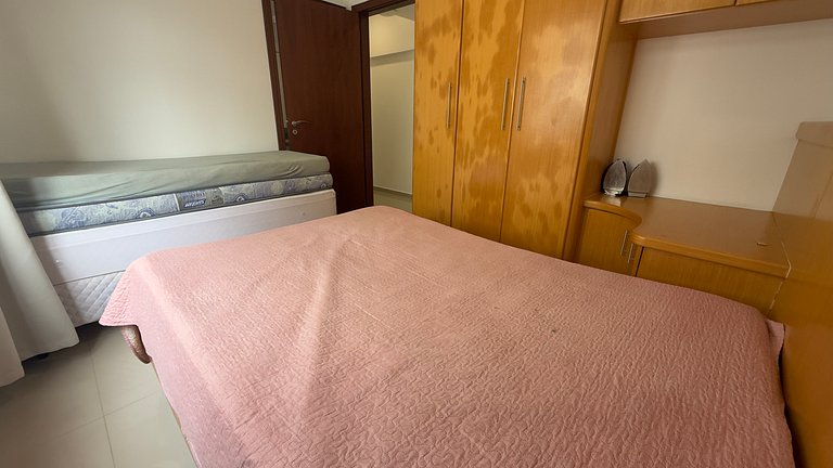 Apartamento 5 suítes na quadra mar!
