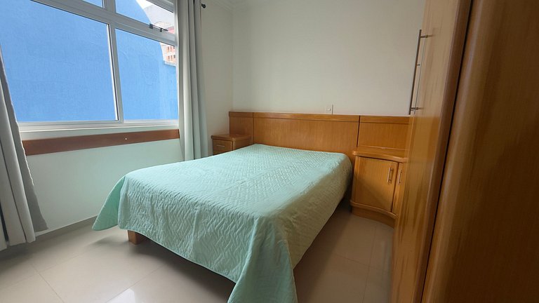 Apartamento 5 suítes na quadra mar!