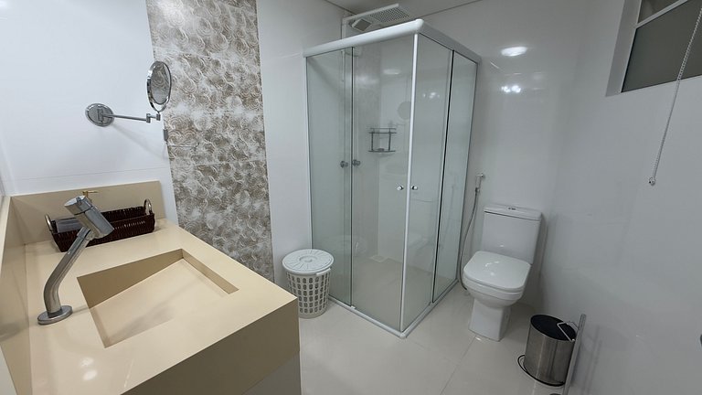 Apartamento 4 suítes Beira-mar