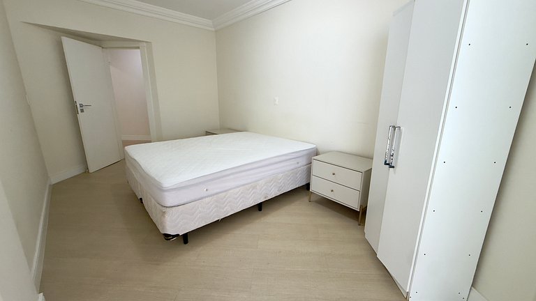 Apartamento 4 suítes Beira-mar