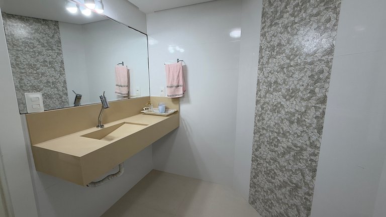 Apartamento 4 suítes Beira-mar
