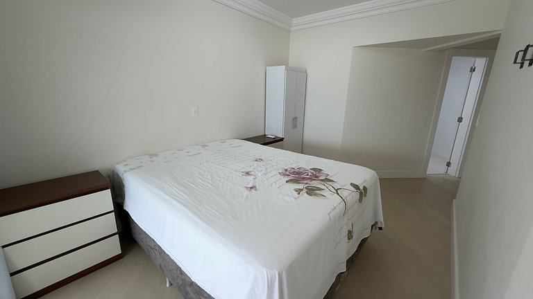 Apartamento 4 suítes Beira-mar