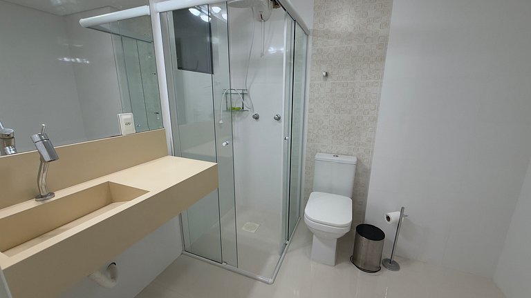 Apartamento 4 suítes Beira-mar