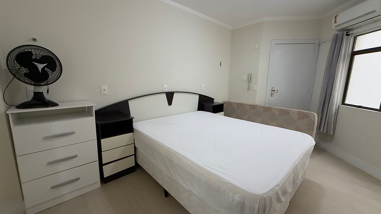 Apartamento 4 suítes Beira-mar