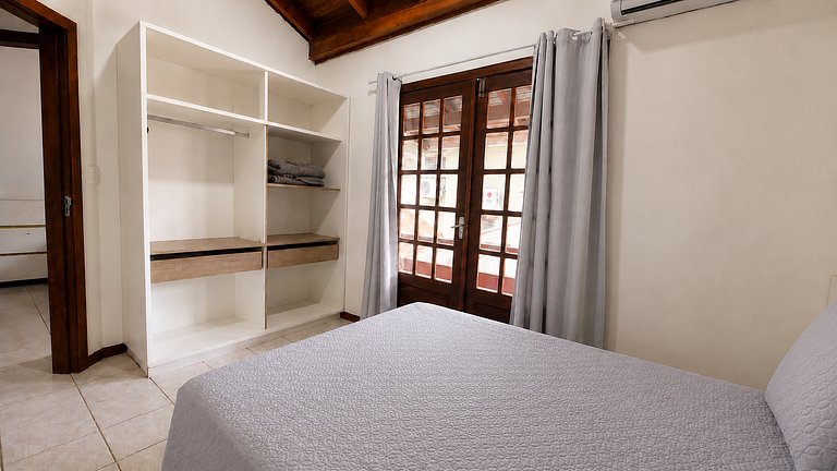 Duplex em Bombinhas a 400 metros do mar
