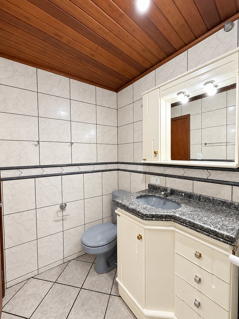 Apartamento 402 com Vista para o Mar
