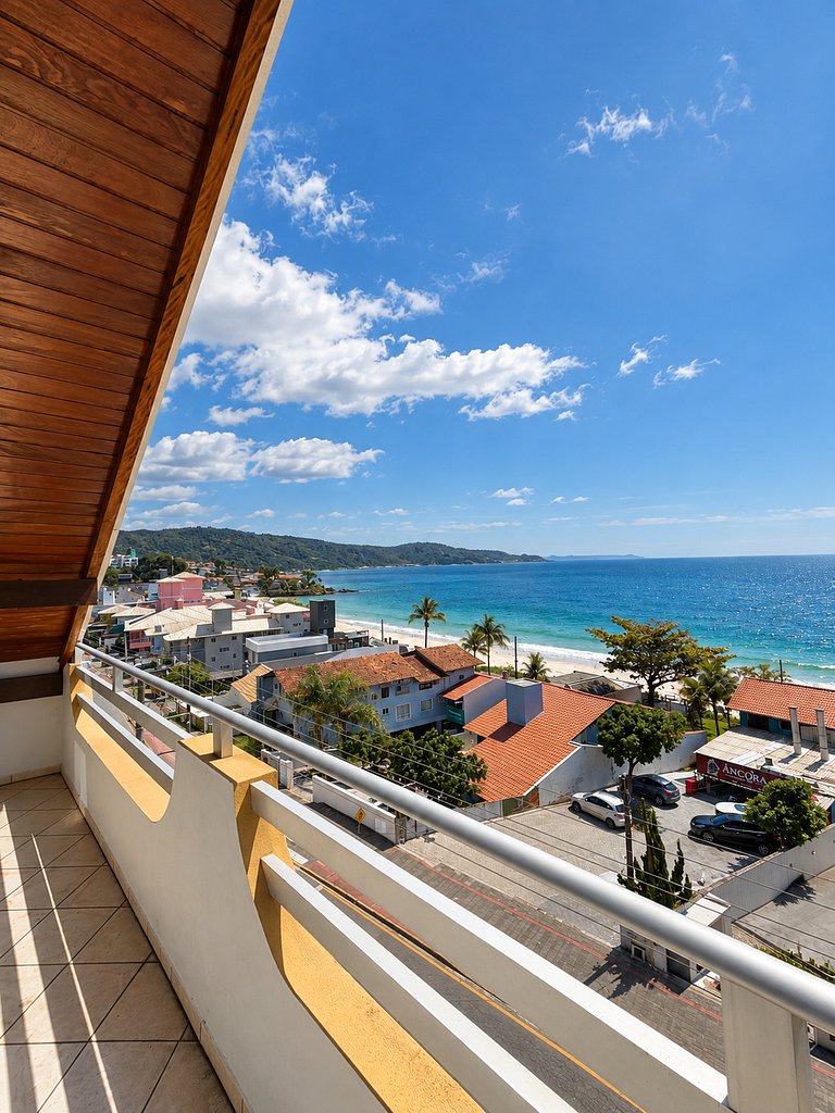 Apartamento 402 com Vista para o Mar