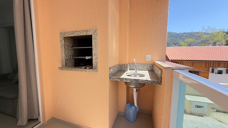 Apartamento 105 com piscina próximo à praia