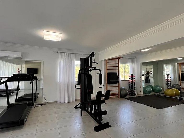 Apartamento 105 com piscina próximo à praia